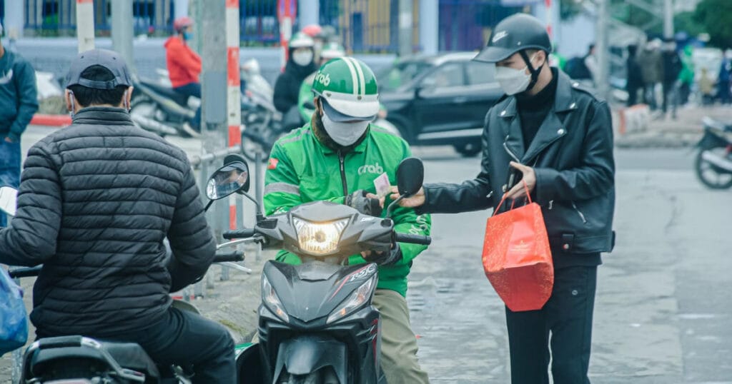Tình trạng suy giảm sức khỏe buộc người lao động phải tìm hướng đi mới
