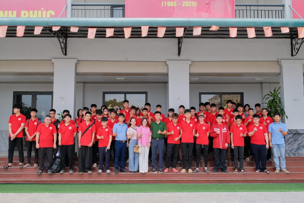 truong_giao_thong_cong_chinh_voi_kanata